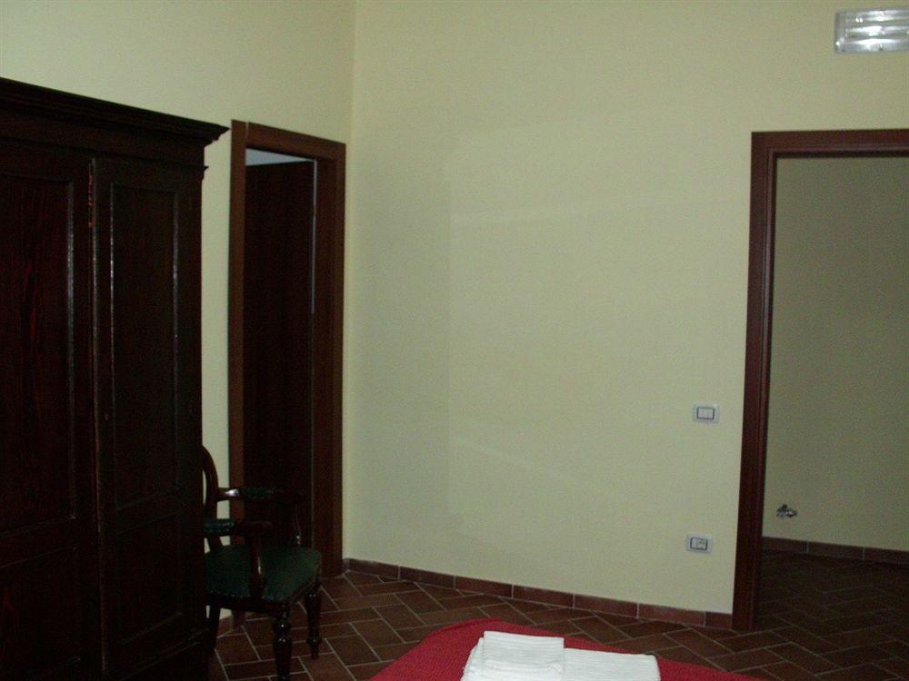 Bed and Breakfast Ermes Relais Рим Экстерьер фото